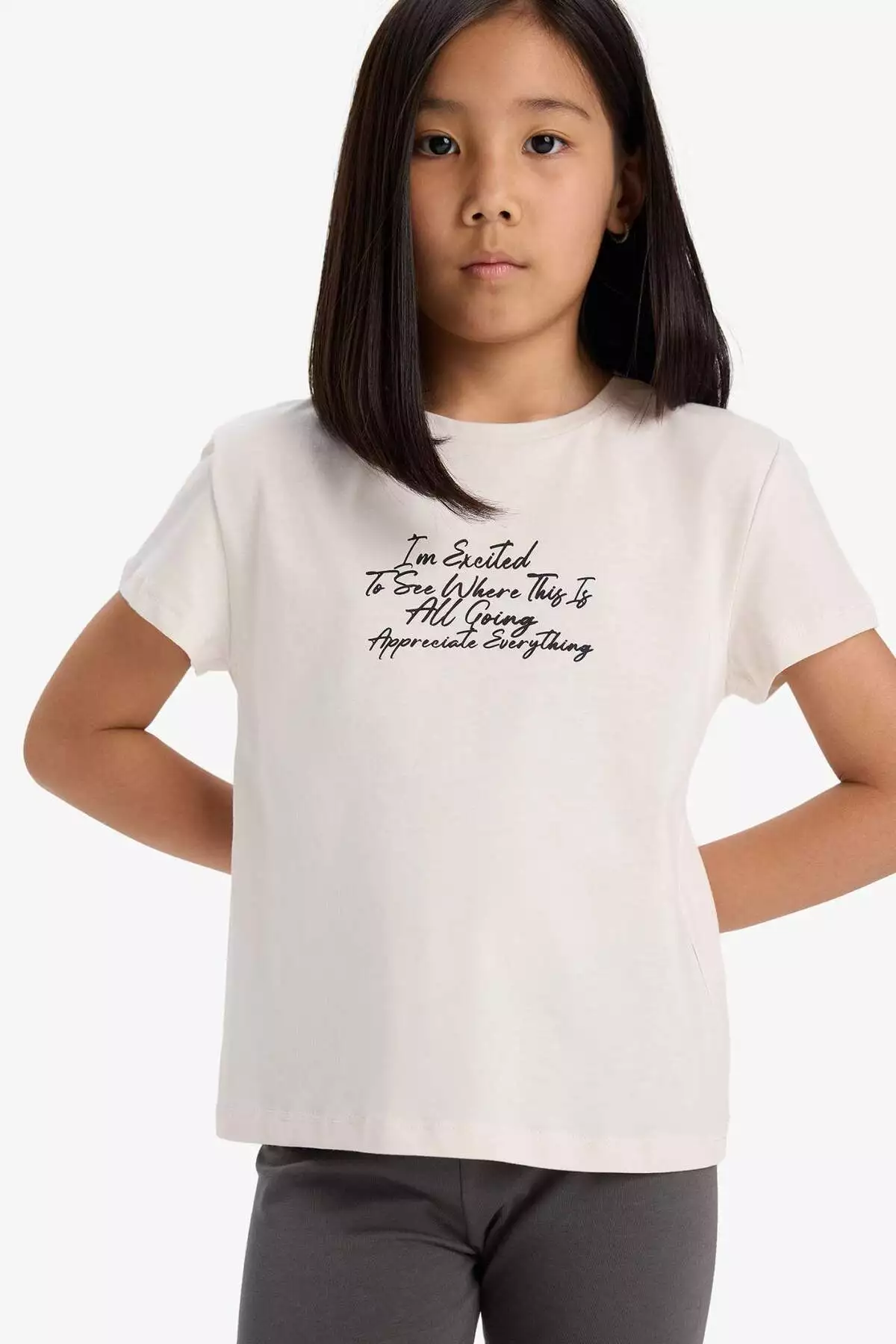 تیشرت کوتاهکلاهای چاپی مخصوص دختر بچهها مدل E5892A825SM برند Defacto - 935157885