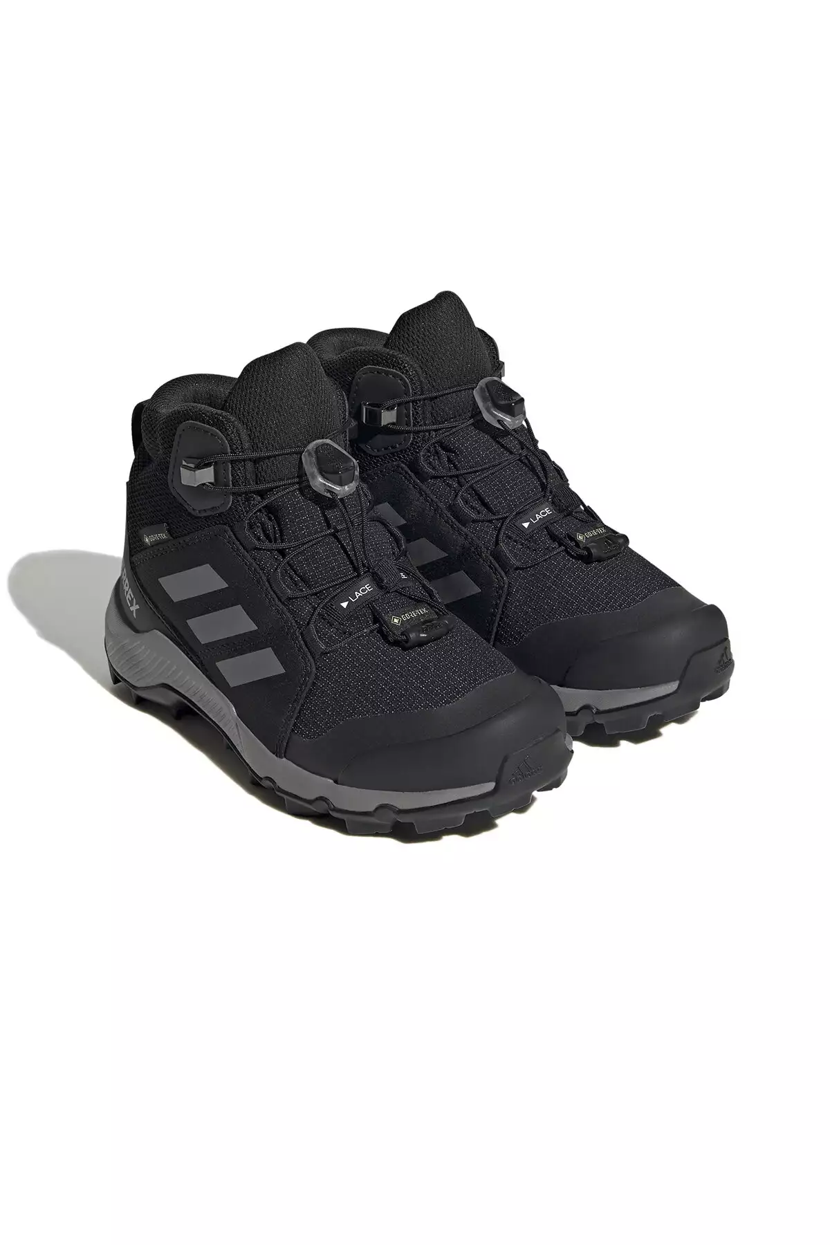 کفش بوت کوهنوردی Terrex Mid Gtx K برای جوانان مدل IF7522 رنگ سیاه برند adidas - 987933792