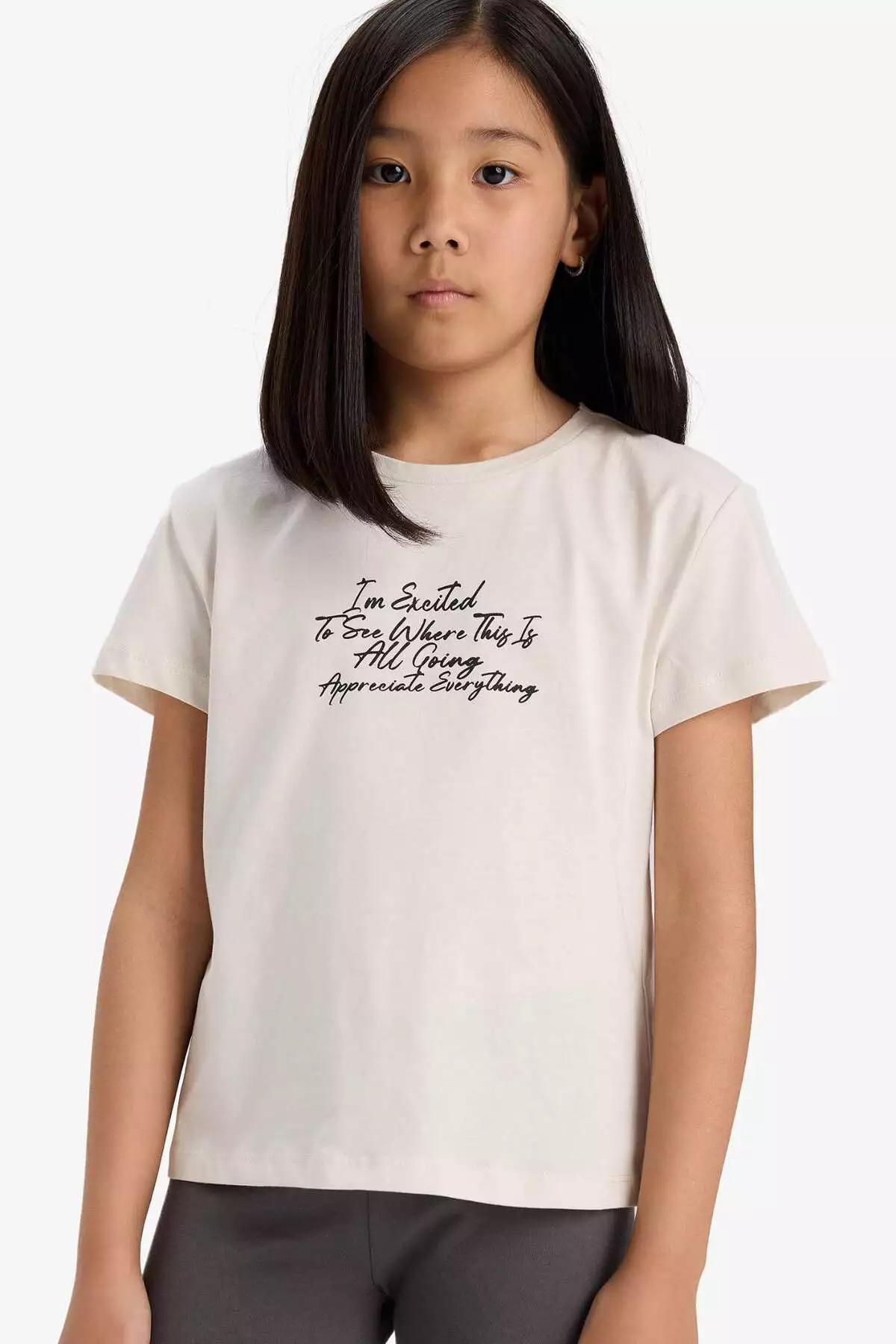 تیشرت کوتاهکلاهای چاپی مخصوص دختر بچهها مدل E5892A825SM برند Defacto - 935157885