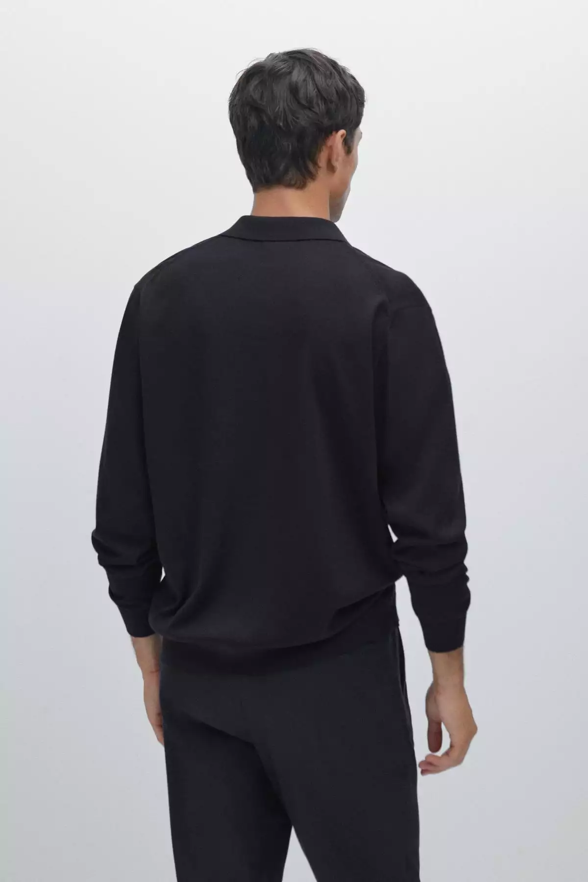 پولوشرت یقهدار بافتنی از ۱۰۰٪ پشم مریدینوس برند Massimo Dutti - 975179549