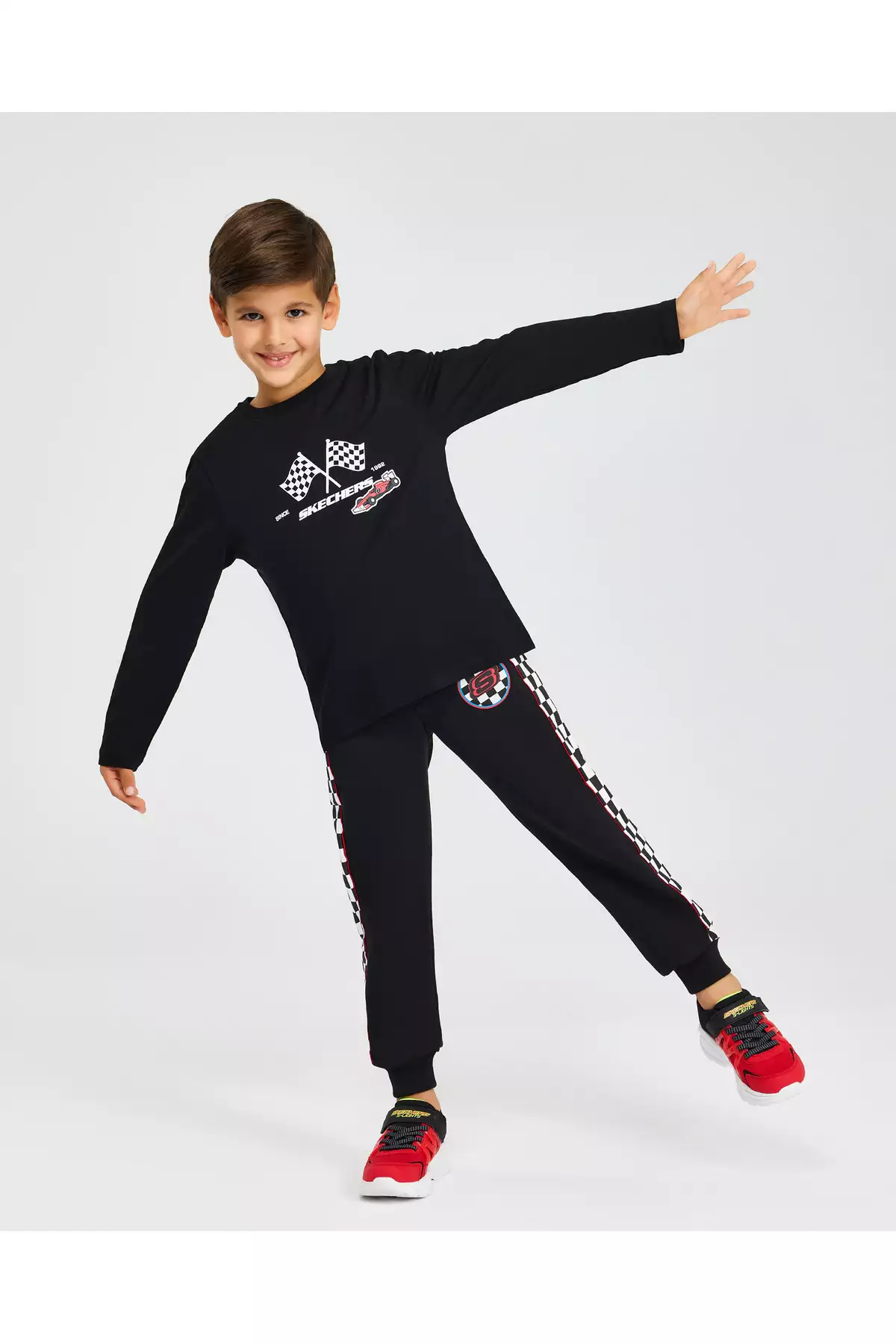 تیشرت گرافیکی آستینبلند بچهگانه بزرگ رنگ سیاه مدل SK242065-001 برند Skechers - 861828276