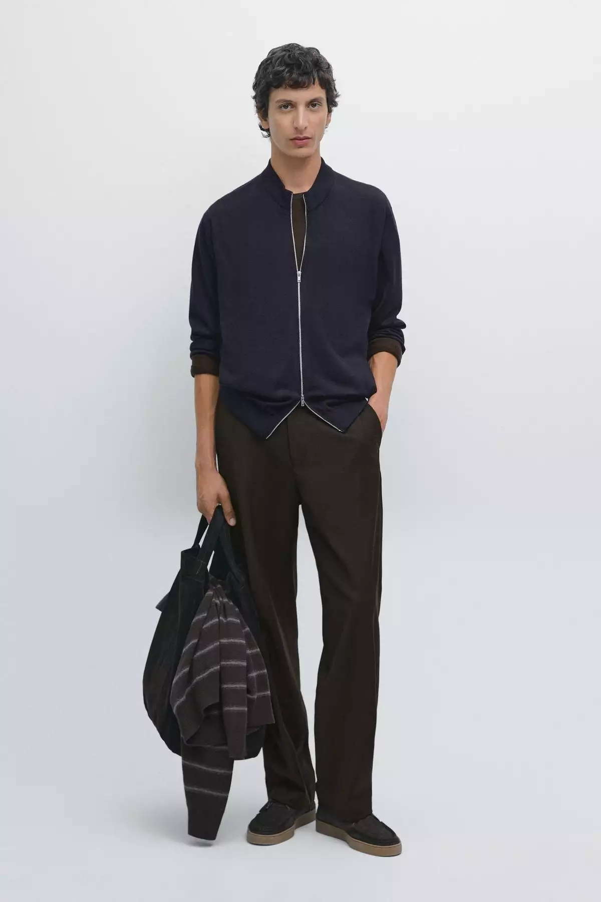 کاردیگان زیپدار پشمی ۱۰۰% مچدس مرینو برند Massimo Dutti - 982461419