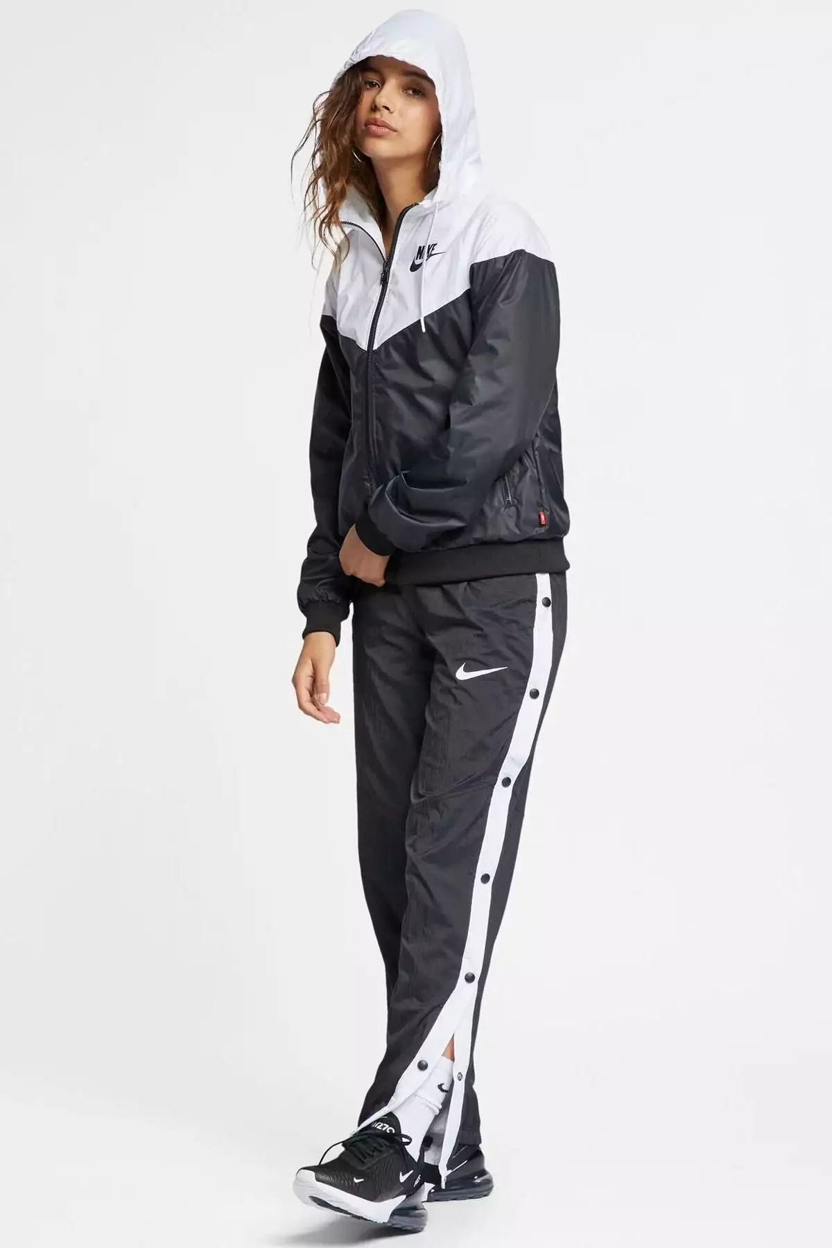 کاپشن زنانه هودی Windrunner مدل AR3092-010 برند Nike - 640616328