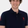 تیشرت مردانه آستین کوتاه یقه پولویی مدل لقیواردی پایه رنگ سرمهای برند U.S. Polo Assn. - 923005807