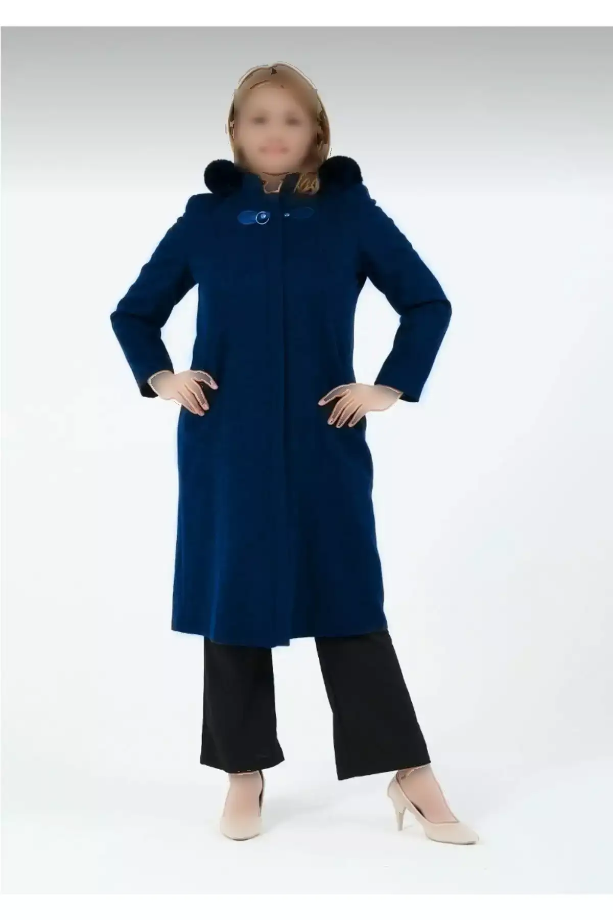 کاپشن زنانه بزرگ سایز شیحنا با آستر و کلاهدار برند GLR&GYM - 989486437