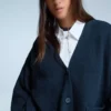 ژاکت با دکمه V یقه دار برند Bershka - 984750504