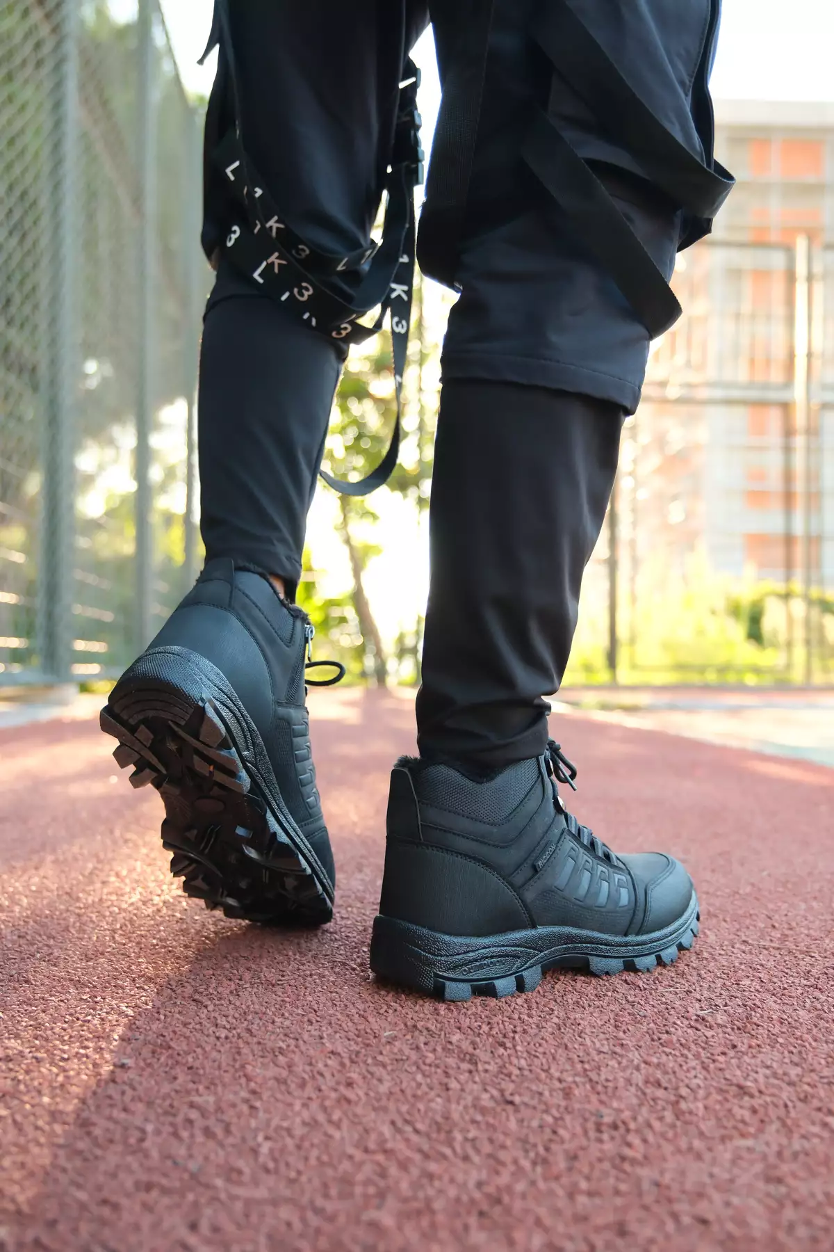 بوت مشکی داخل پشمی زنانه و مردانه 0012x6 برند Riccon - 47753289