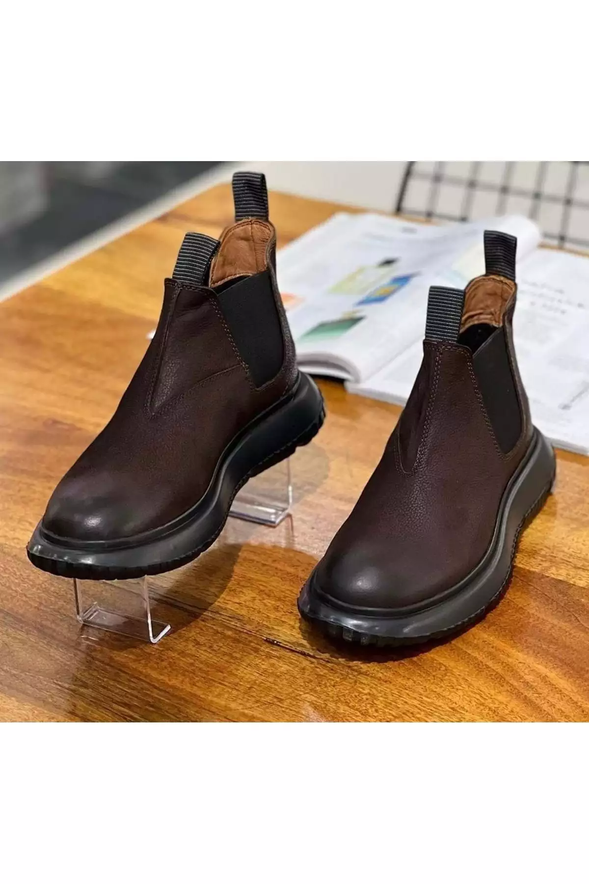 بوت مردانه چرم طبیعی نبوک قهوهای اووا برند New Optimal - 645128708