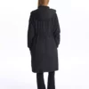 بارانی زنانه مشکی با کلاه و طراحی ساده برند LC Waikiki - 982234472
