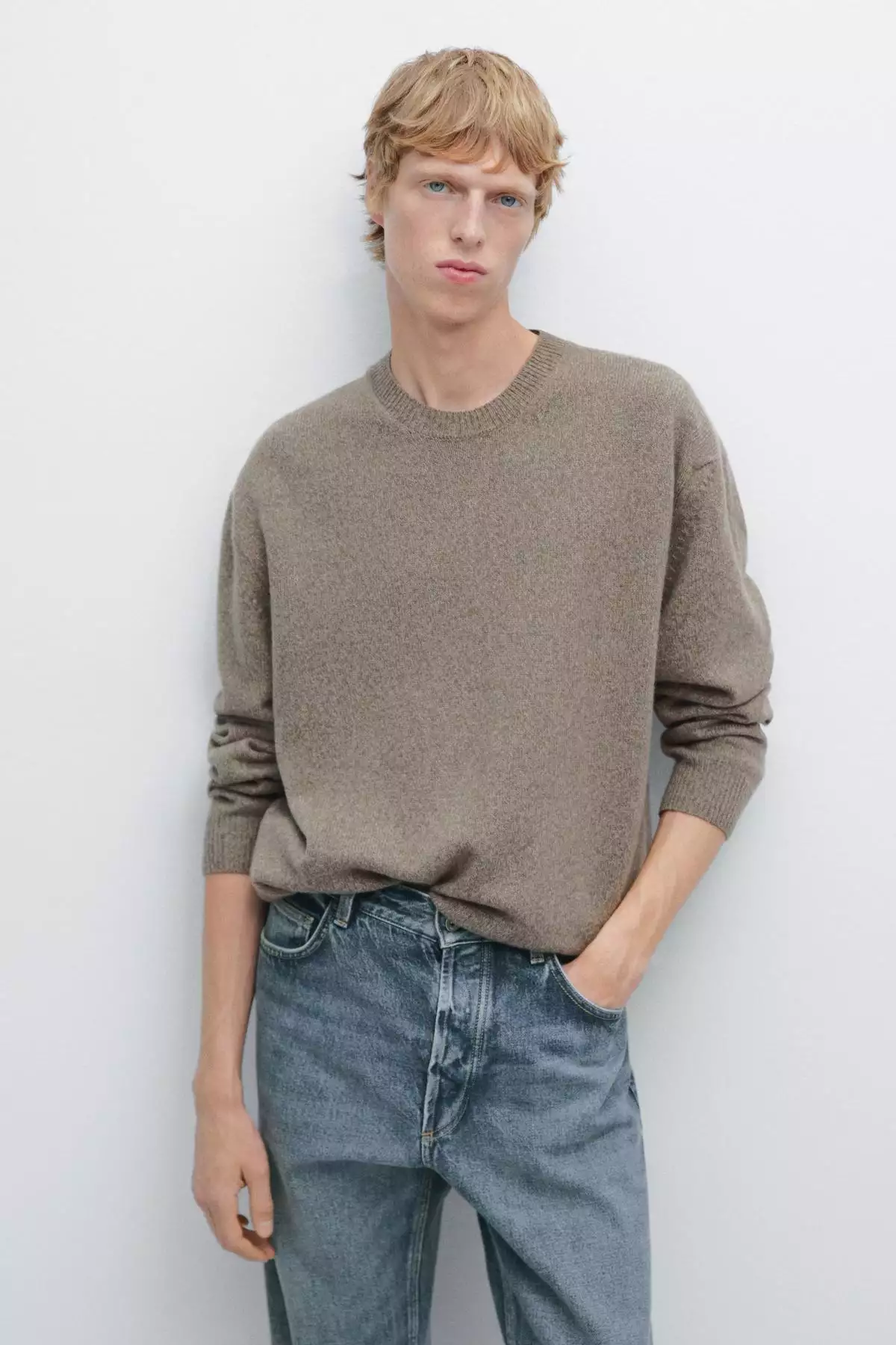 کت های کشباف با یقه گرد و طرح ملانژ برند Massimo Dutti - 991334061