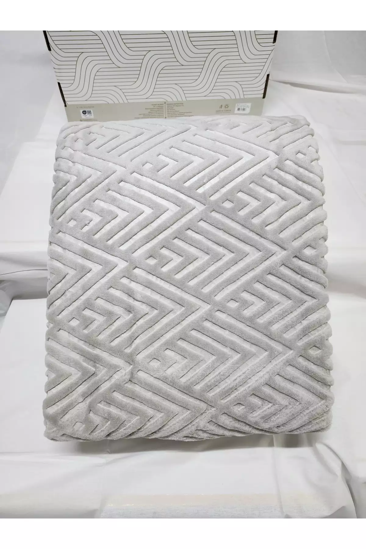 بالش یک نفره الگانس طرح جدید برند Merinos - 961174089