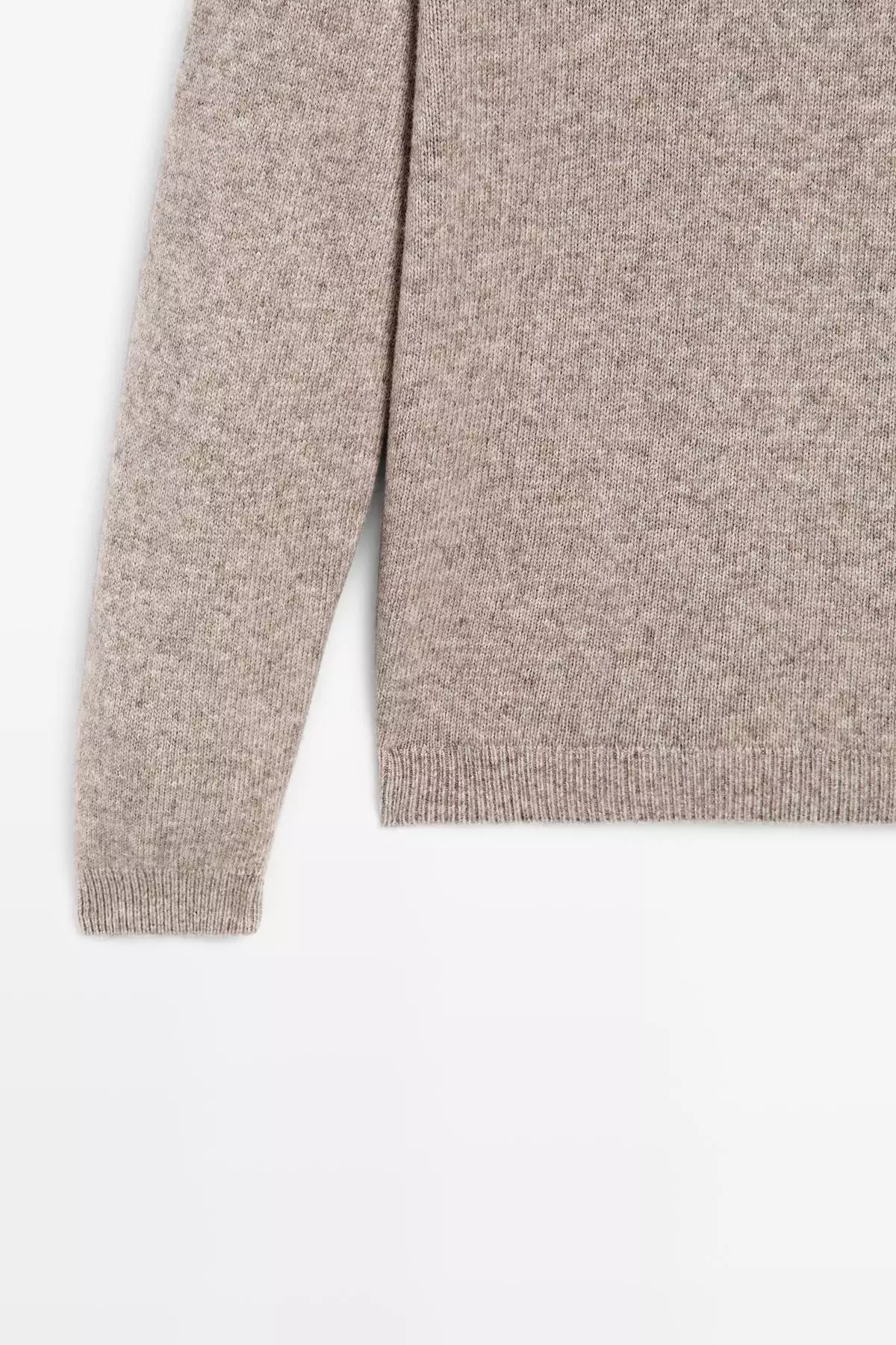 کلاهبرش بافتنی یقه گرد از ترکیب پشم یونو برند Massimo Dutti - 1024807423