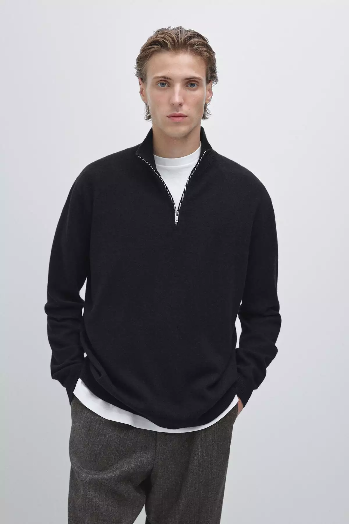 پلیور با یقه بلند و زیپدار برند Massimo Dutti - 991316059