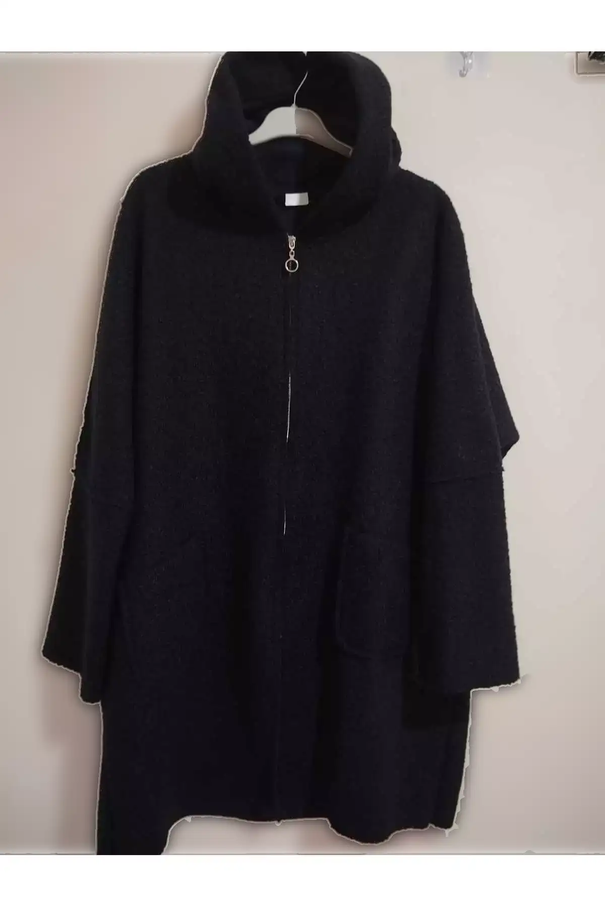 کاپشن سبک و با کیفیت عالی، سایز بزرگ و دارای کلاه، از جنس باکلت برند anne moda ankara - 1031379619