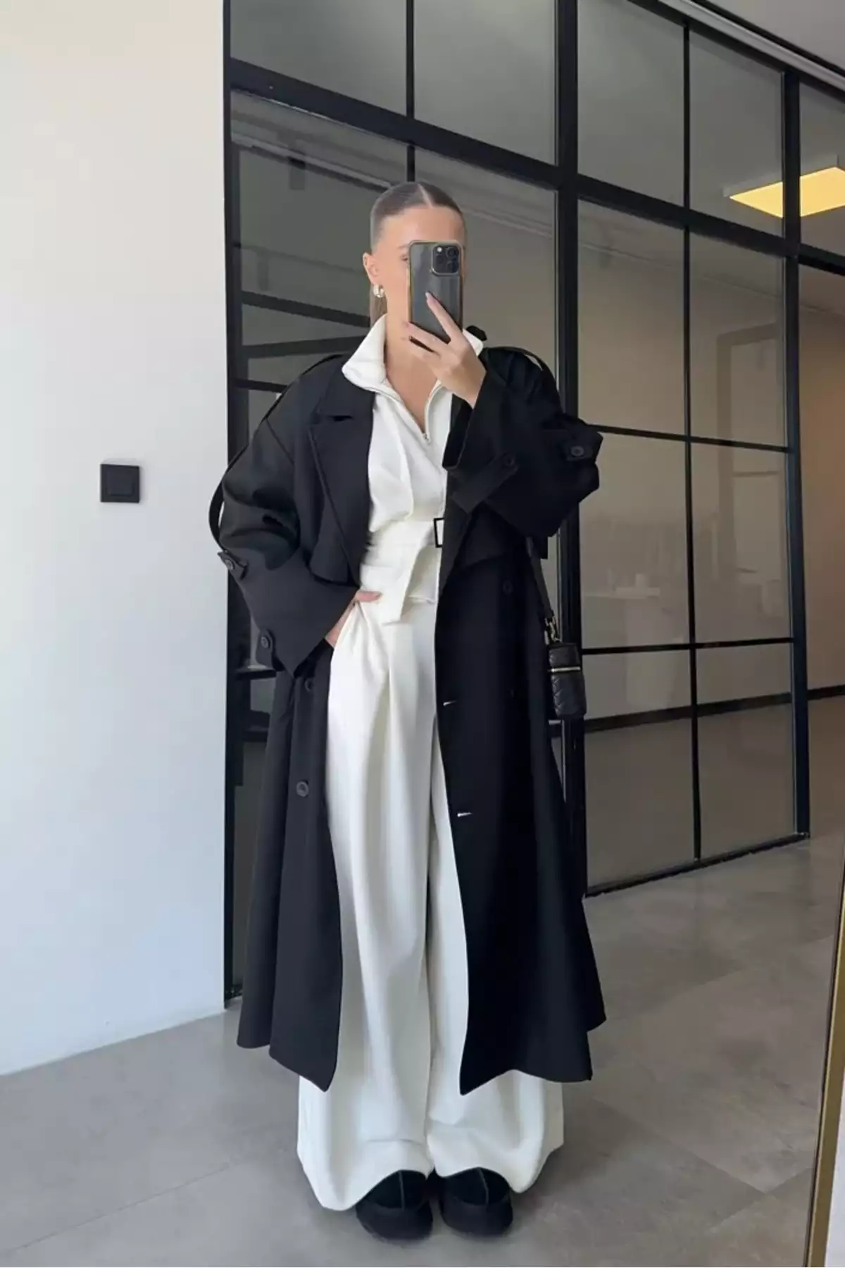 ترنچ کت ماکسیم زنانه با کمر بند و یقه دار با آستین بلند برند Moderk - 1003653668