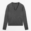پلیور و یقه V کشبافی پشمی برند Massimo Dutti - 953461062