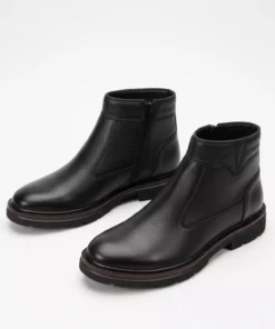 چکمۀ مردانه چرم طبیعی مشکی با زیپ، مدل LUASS27AL0044 برای فصل زمستان برند LUSIVE - 991511031