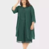 لباس مجلسی بزرگ سایز با رنگ سبز و دکمههای دانتل و پارچه شفاف برند LİLAS XXL - 73414454