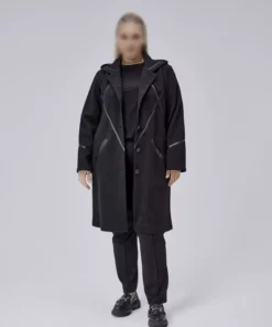 کاپشن بزرگ با جزئیات لبه چرمی و کلاه، رنگ مشکی برند KALKANCI - 1030667822