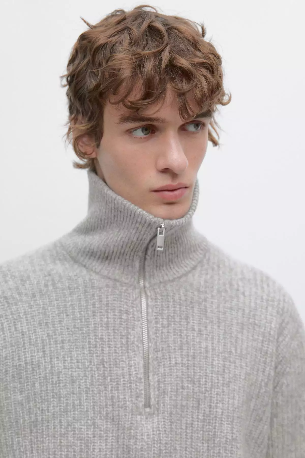 بافتنی یقهای ایستاده ۱۰۰٪ پشمی برند Massimo Dutti - 991315123