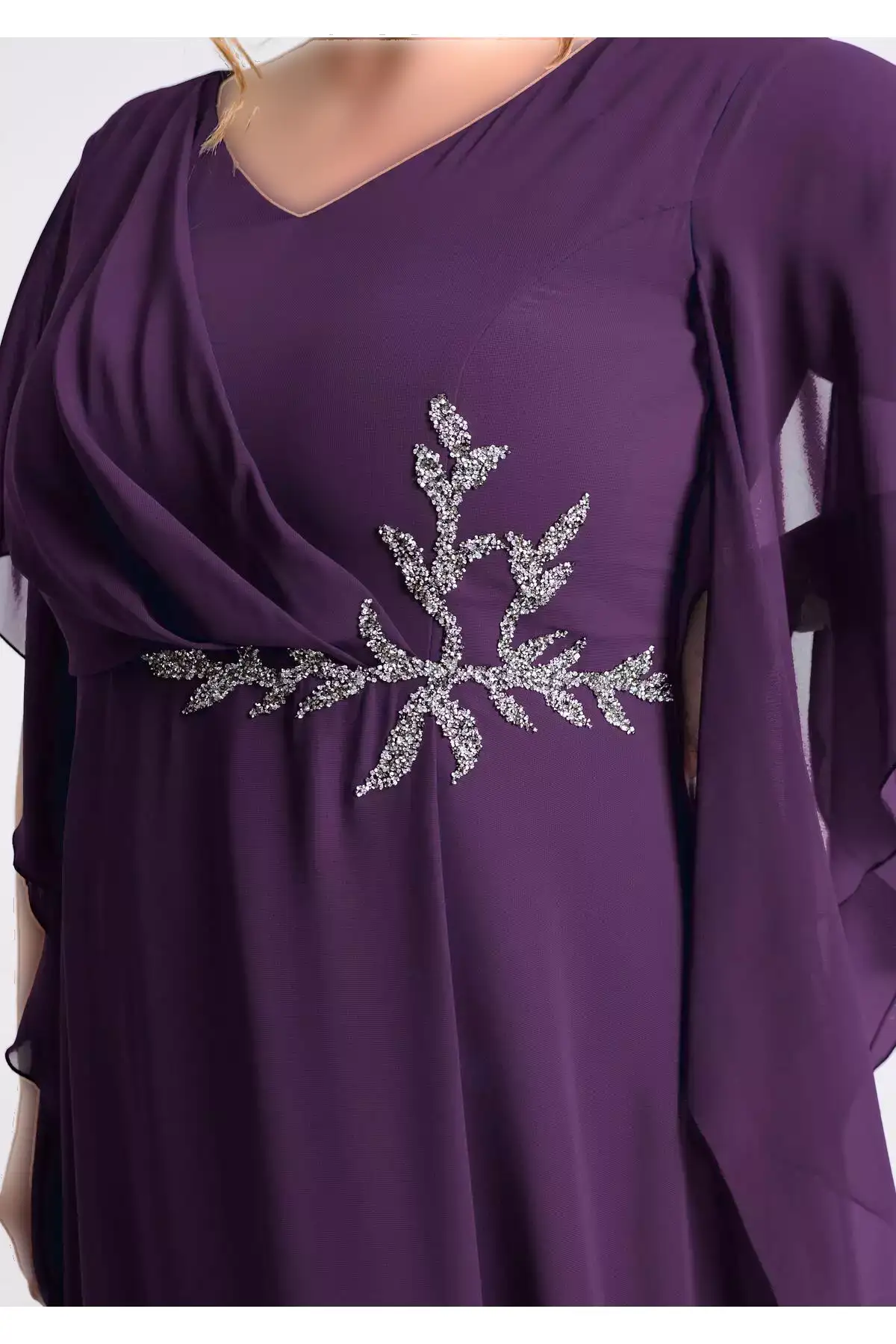 پیراهن مجلسی بلند شنل دار به رنگ مرواریدی با شکاف برای سایز بزرگ برند LİLAS XXL - 841006845