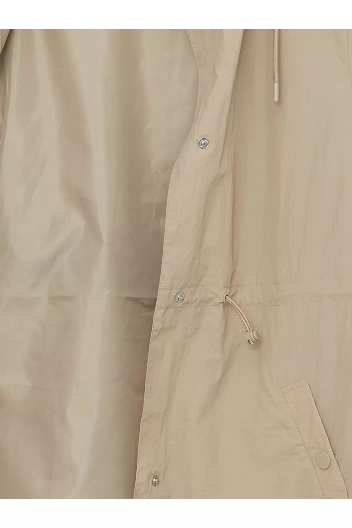 بارانی زنانه با کلاه و طراحی ساده برند LC Waikiki - 1019503473