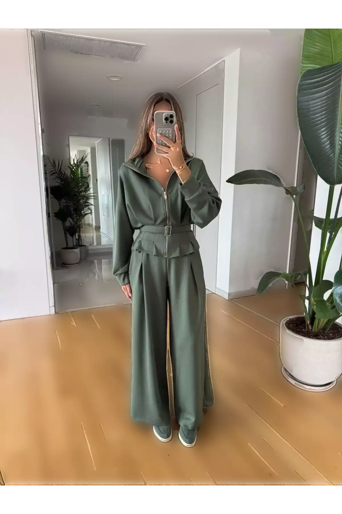 ست مدالی با جزئیات کمربند زنانه برند Marjinal - 991123096