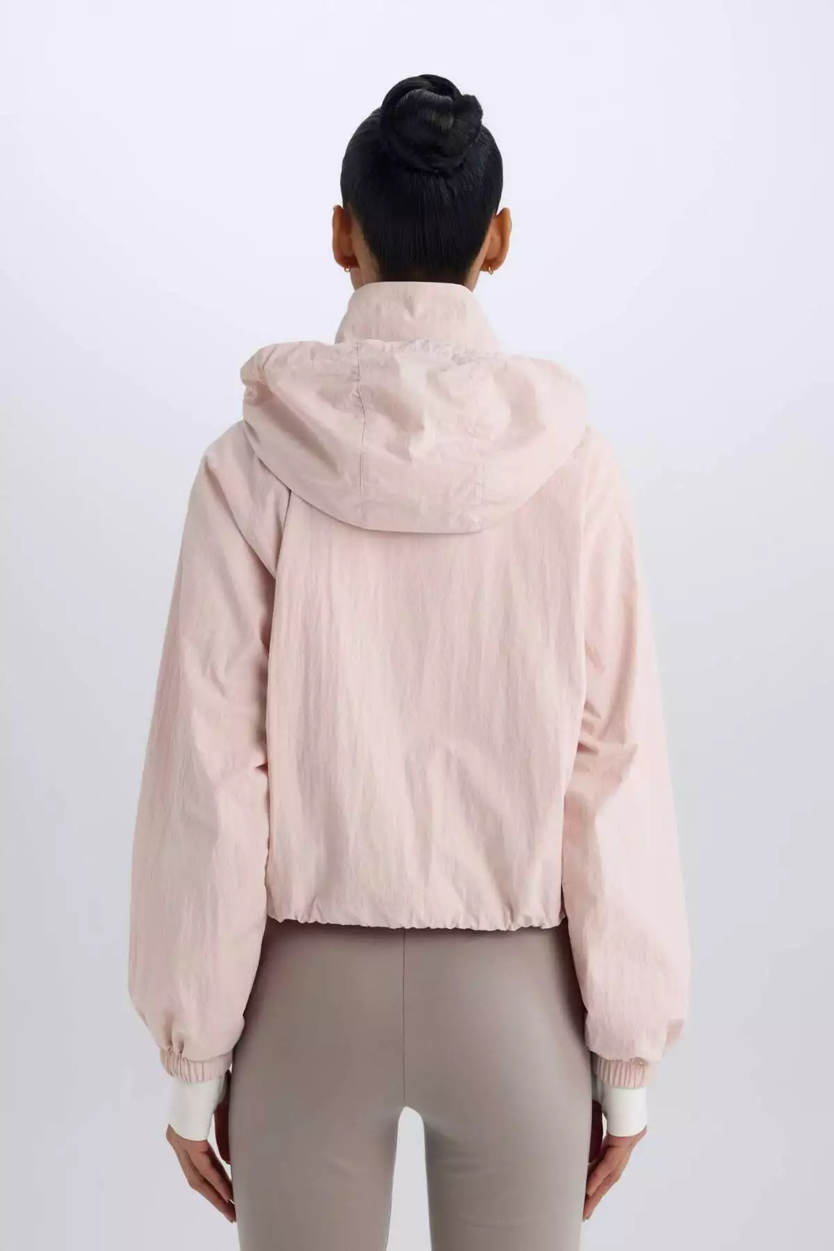 بارانگیر نازک با کلاه و جیب، مناسب برای استفاده در باران برند Defacto - 902001832