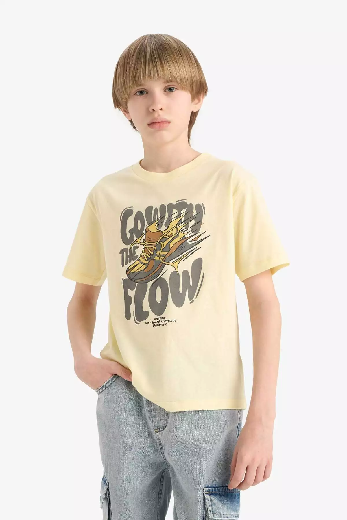 تیشرت آستین کوتاه یقه گرد با طرح چاپی برای پسران مدل E6312A825HS برند Defacto - 929272030