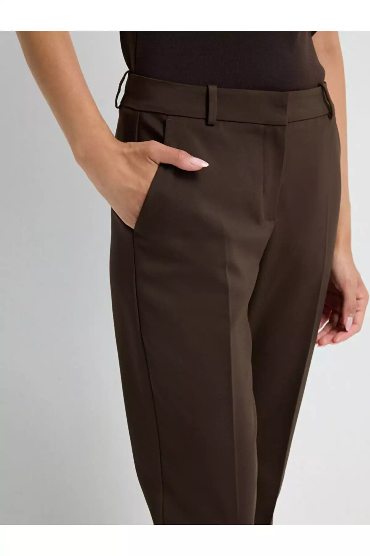 شلوار با شیار و جیب کناری برند adL - 977732104