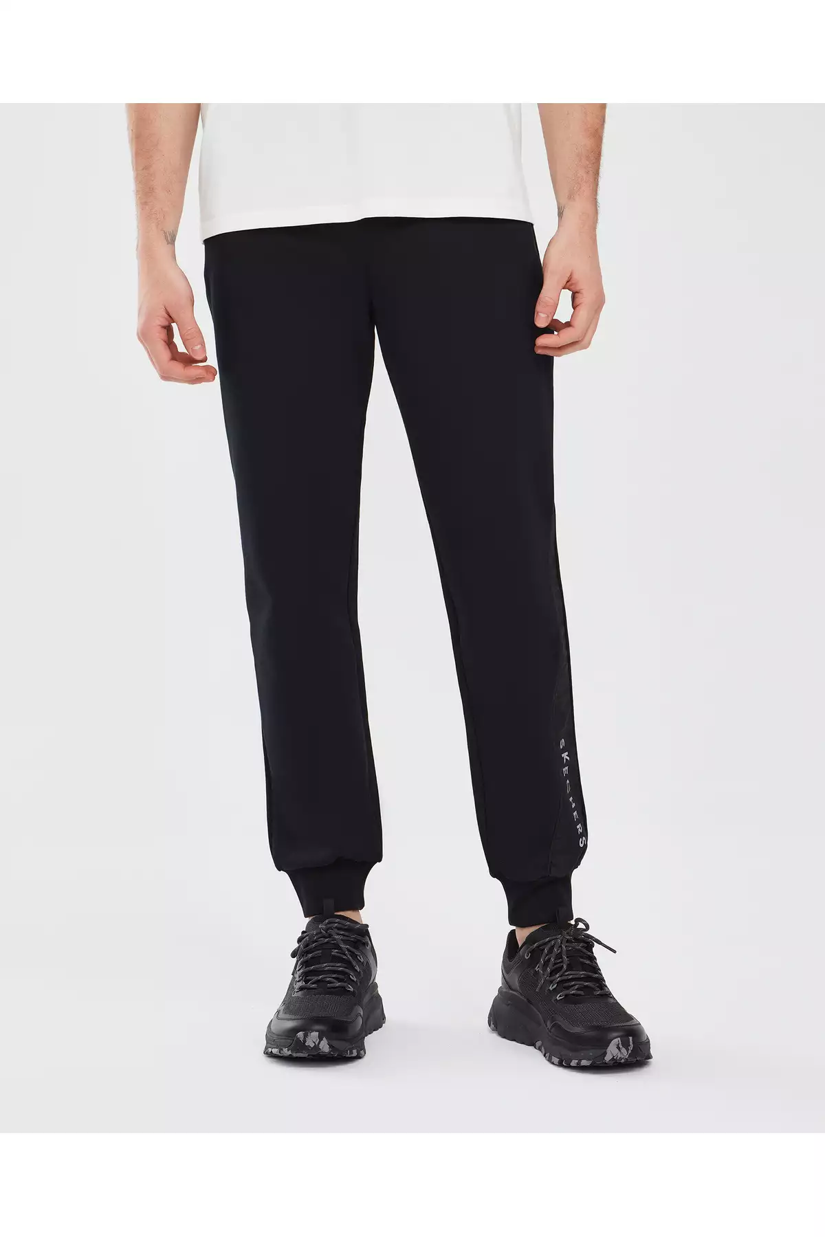 شلوار جین ورزشی مردانه 2xı-lock M Jogger رنگ مشکی مدل S241039-001 برند Skechers - 813379086