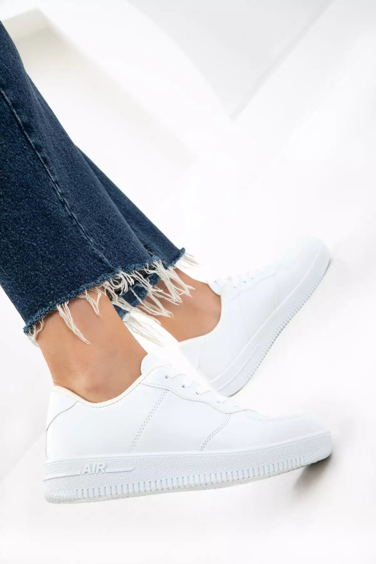 کتانی سفید یونیسکس ۱۴۳۶۱ برند SOHO - 34108167