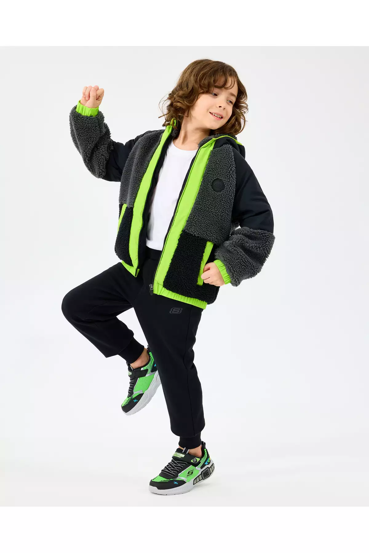 کاپشن پسرانه بزرگسالی فلیس بیرونی با زیپ کامل شِرپا - رنگ مشکی برند Skechers - 995638965