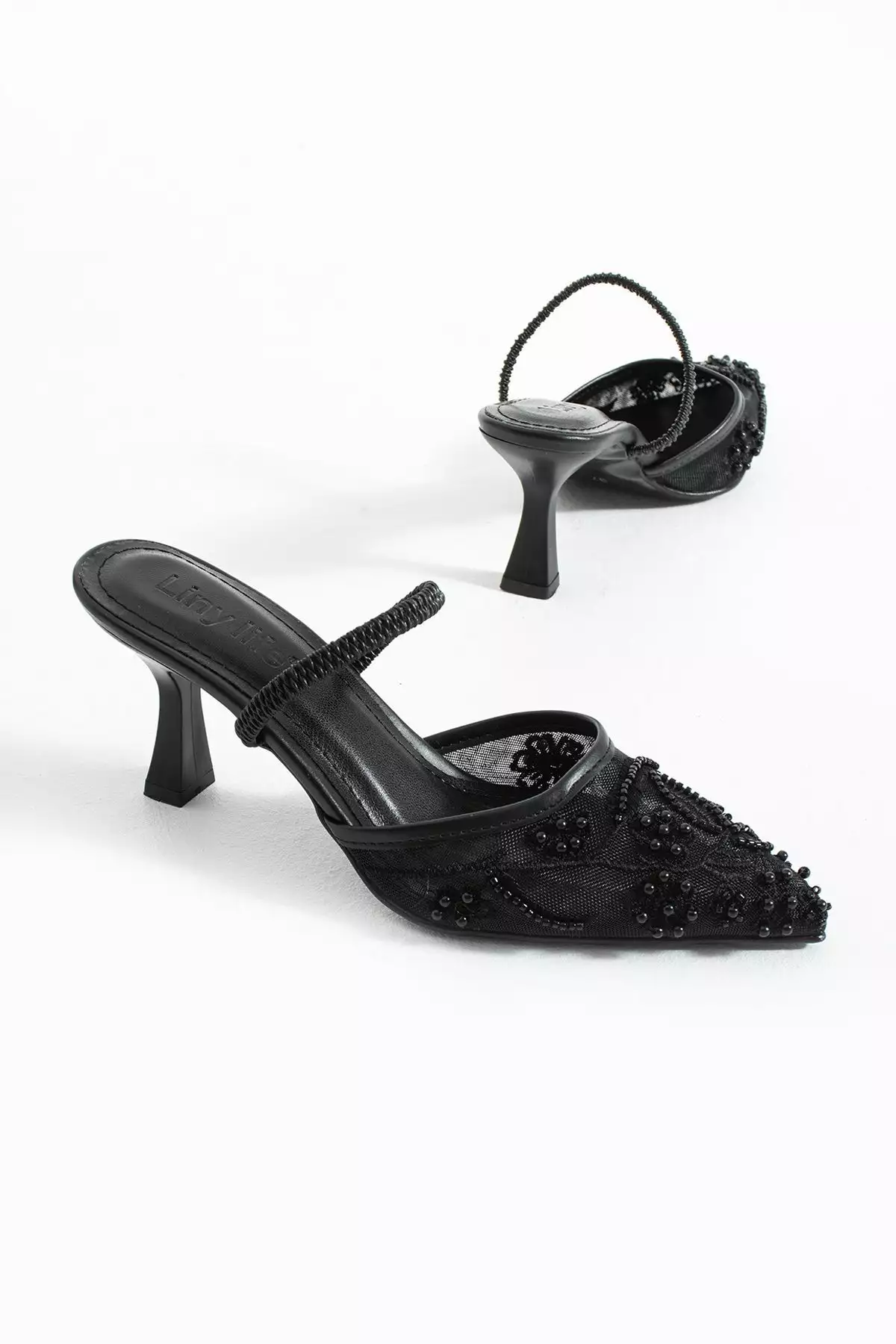 کفش پاشنهدار عروس با نوک تیز و جزئیات گلدوزی و مروارید ناتالین فایل برند StWenn - 939961465