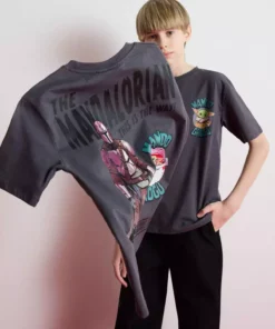 تیشرت کوتاهدست یقه گرد استار وارز-مندالوریان برای پسران برند Defacto - 898826921