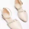 کفش باله زنانه با جزئیات سنگی و بند دور مچ به رنگ کرم برند Tonny Black - 942368582