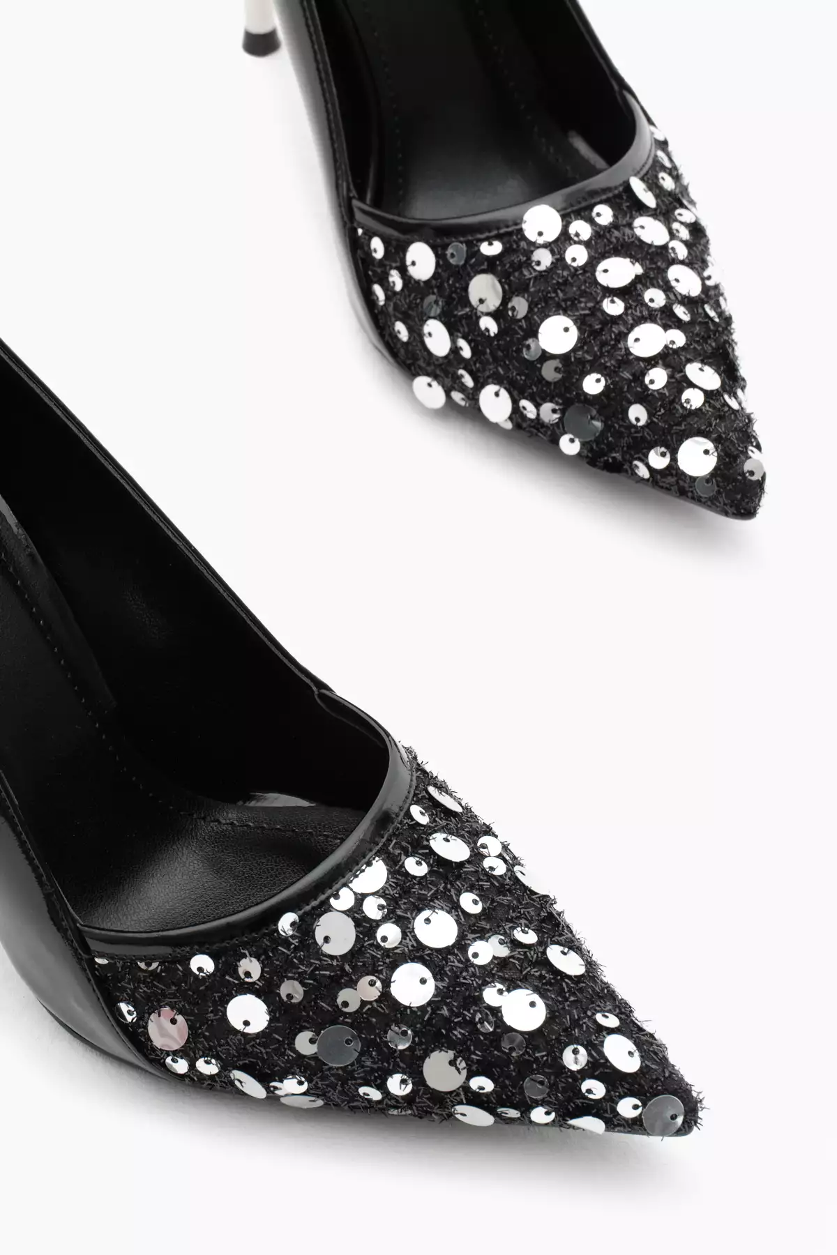 کفش پاشنه بلند نوک تیز زنانه با لایه نئولیت و طراحی مروارید مشکی برند Tonny Black - 868527177