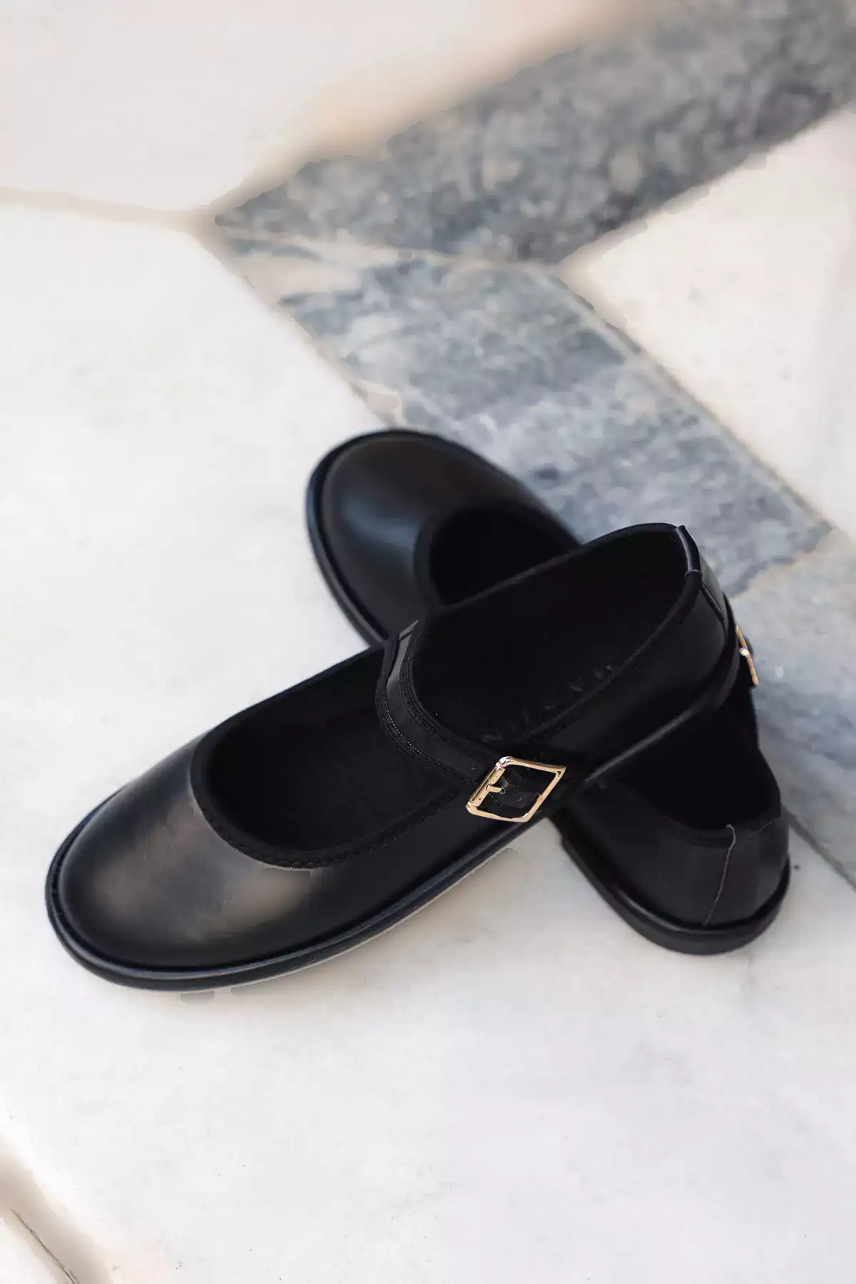 بافت زنانه بنددار لوناری مشکی برند Marjin - 929117040