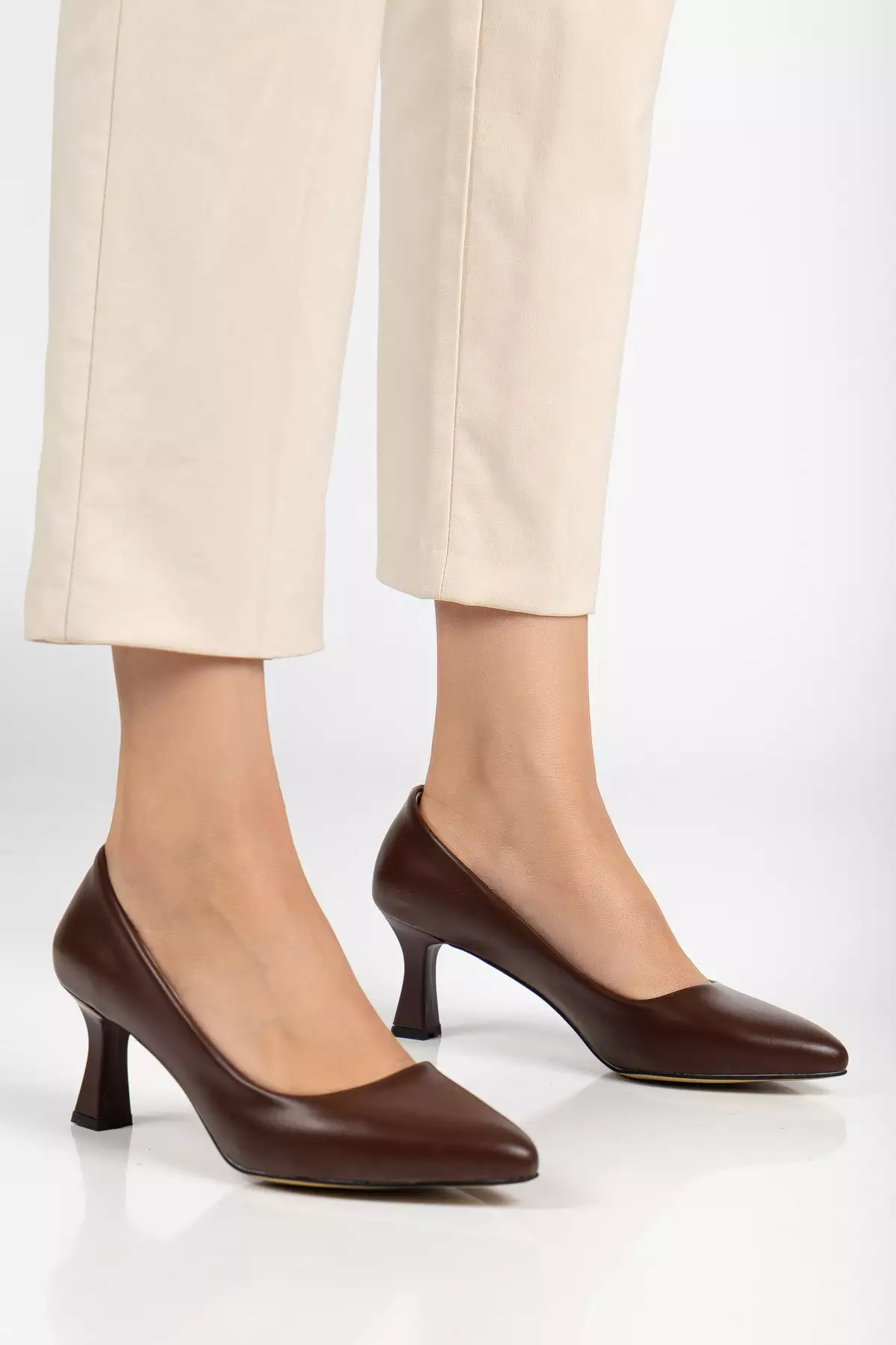 کفش زنانه لایلیت با پاشنه بلوک و نوک تیز – شیک و راحت برند macella - 993581457