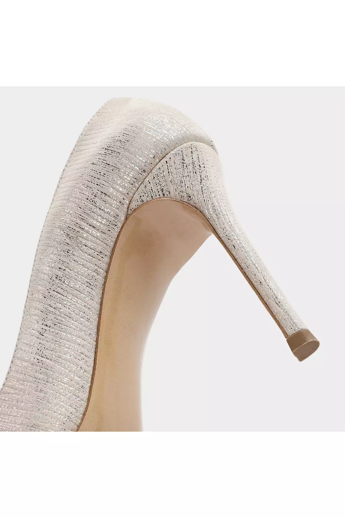 لورا - کفش پاشنه بلند زنانه طلایی برند Aldo - 899282394