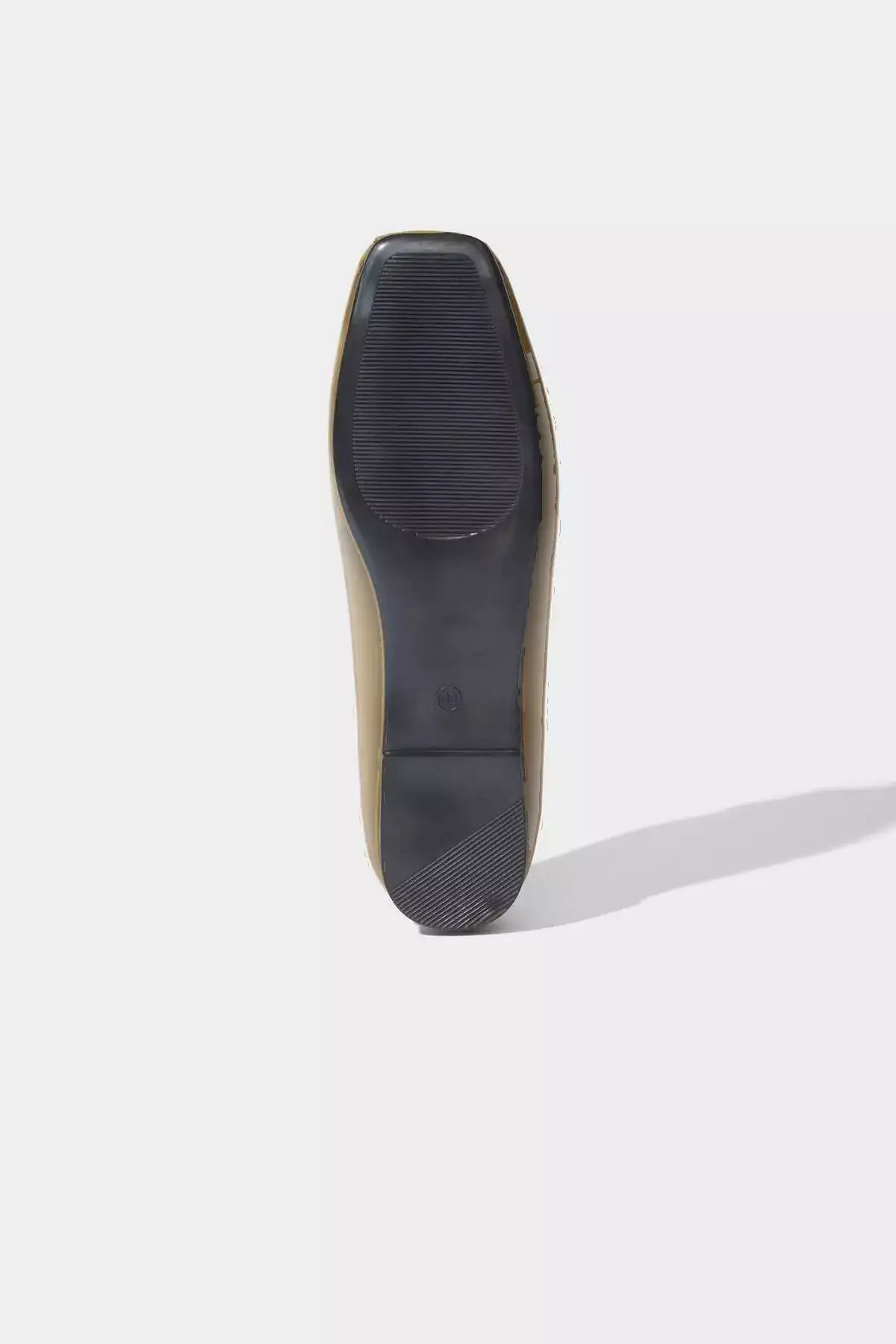 بابت تخت زنانه از جنس چرم مصنوعی مدل G5477AX25WN برند Defacto - 1032353750