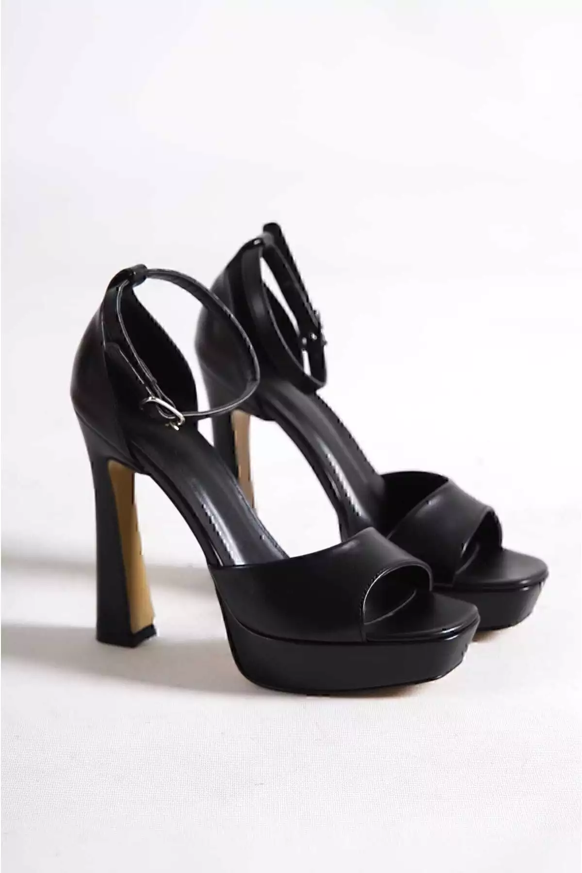 کفش پاشنه بلند مشکی زنانه با ارتفاع 13 سانتیمتر برند Genel Markalar - 651096391