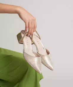 کفش زنانه جدید با پاشنه کوتاه و بند طلایی رنگ برند Savves - 982523465