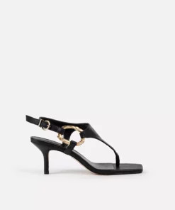 کفش پاشنه‌دار با بند فلزی طرح‌دار برند İpekyol - 934192819