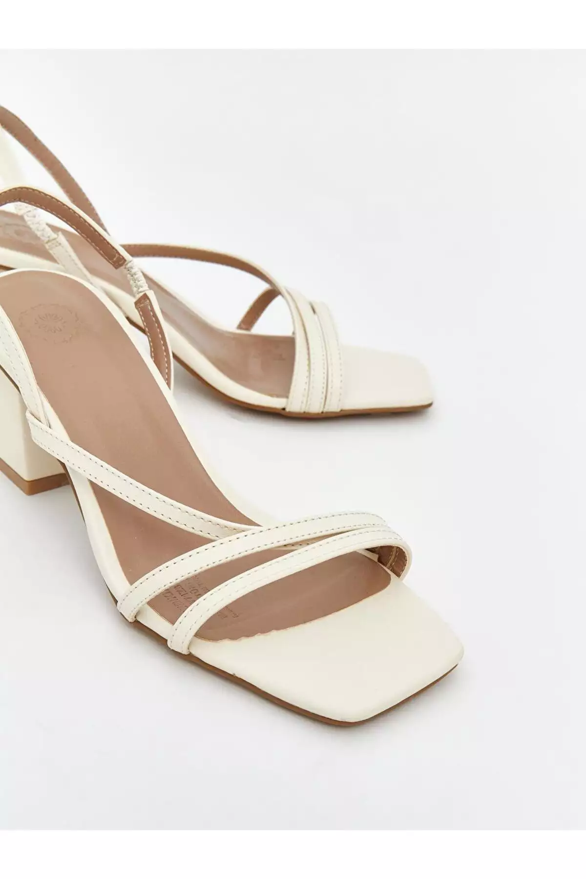 کفش پاشنه بلند زنانه کاره بورون برند LC Waikiki - 930220250