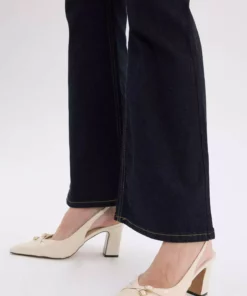 پوتین پاشنه‌دار مصنوعی زنانه با کفه بلند مدل E2518AX25SM برند Defacto - 922279674