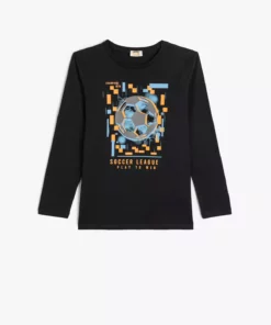 تیشرت ورزشی با طراحی تمهای ورزشی و یقه گرد با آستینهای بلند برند Koton - 815126022