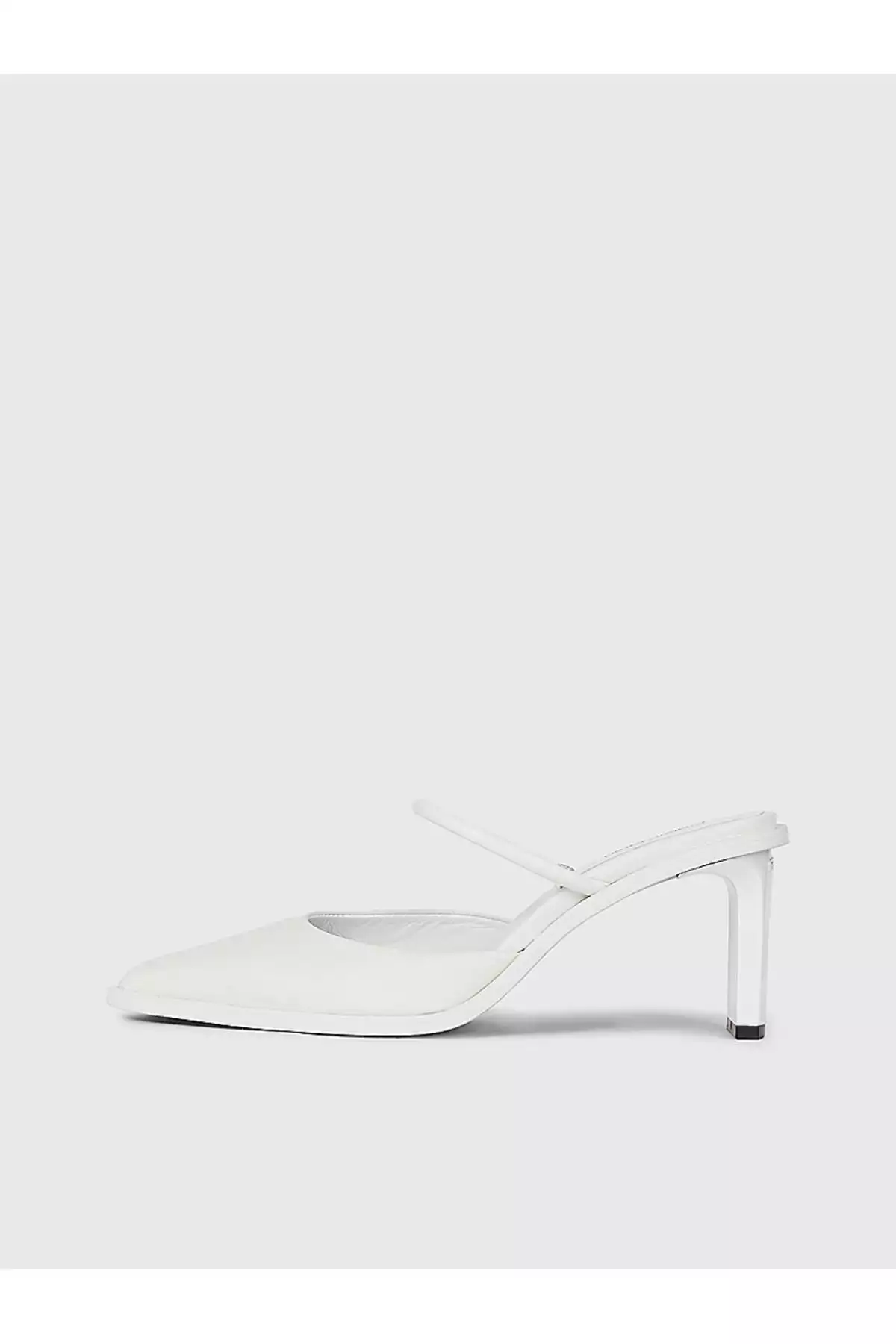 کفش کلاسیک پاشنهدار سفید با کفی صاف و طراحی مارک مخصوص خانمها برند Calvin Klein - 830863601