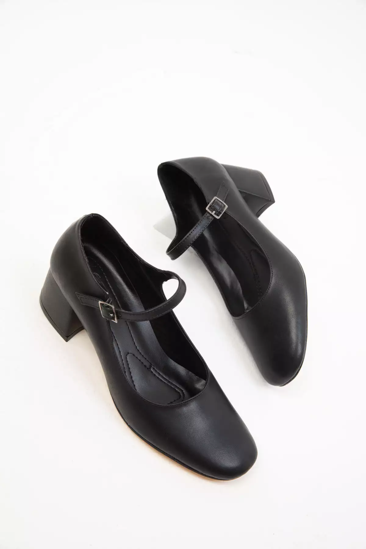 کفش پاشنه بلند کلاسیک زنانه مشکی ۱۸۴۴۷ برند SOHO - 764505176