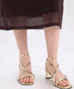 سندل پاشنه بلند زنانه با کف مصنوعی مدل E2521AX25SM برند Defacto - 922906907
